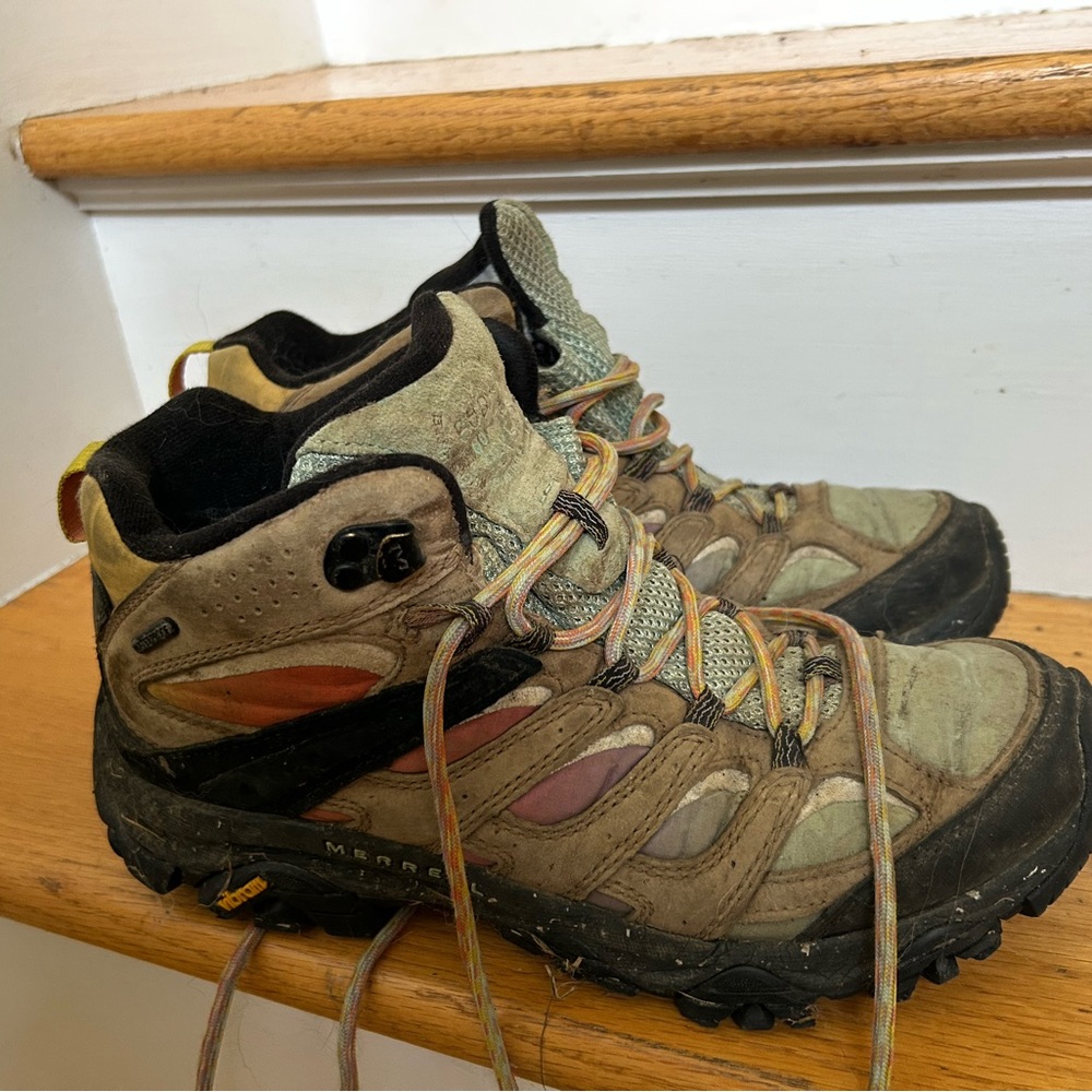 Merrell Hiking Boots - Moab 3 Unlikely Hikers